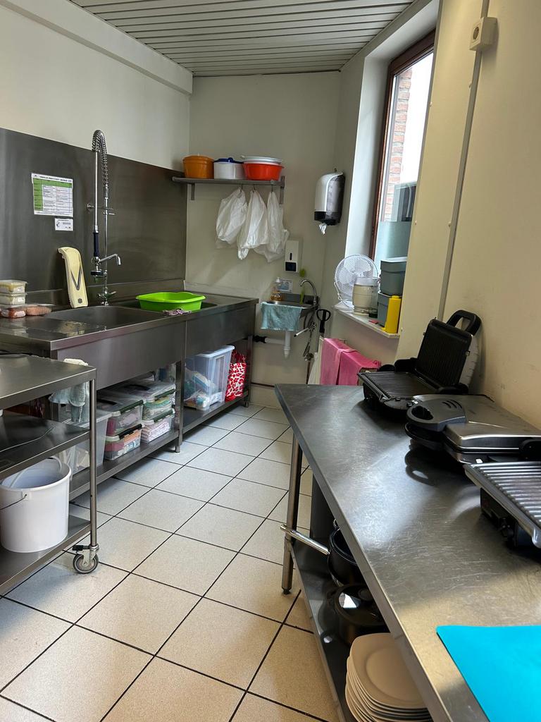 Overname broodjeszaak, Zakelijke goederen, Exploitaties en Overnames