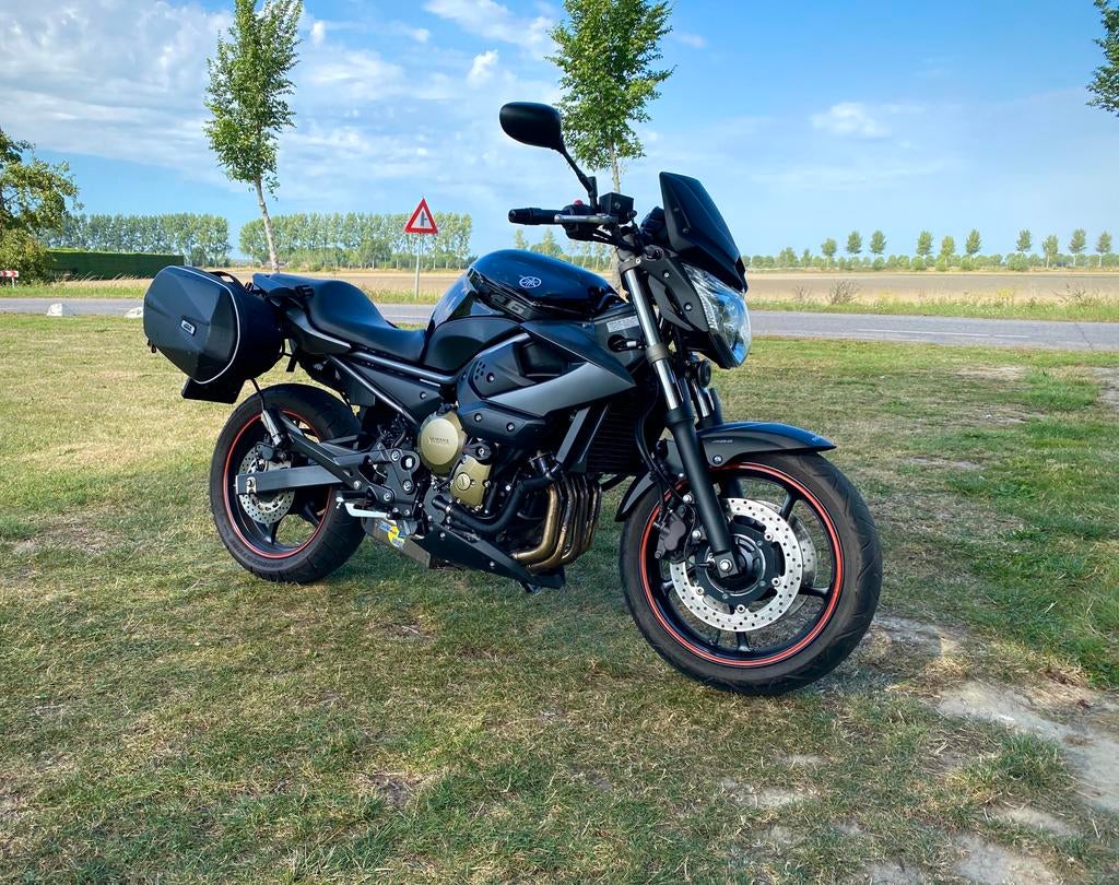 Yamaha XJ6 - 2011, Motos, ABS, Occasion, Plus de 35 kW, Particulier