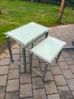Twee glazen bijzettafels, Ophalen, Gebruikt