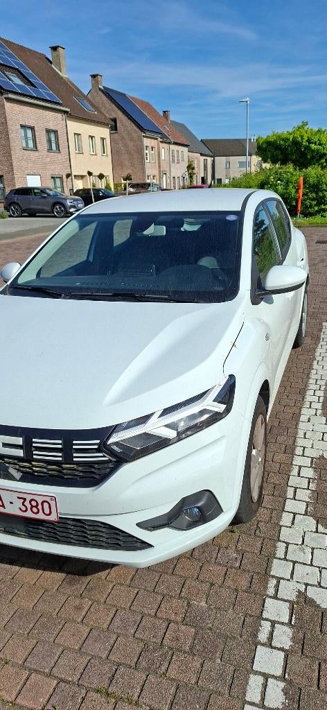 Dacia Sandero 1.0 Expression TCe 90 (2024) – Topstaat, Auto's, Voorwielaandrijving, Stof, 67 kW, Particulier