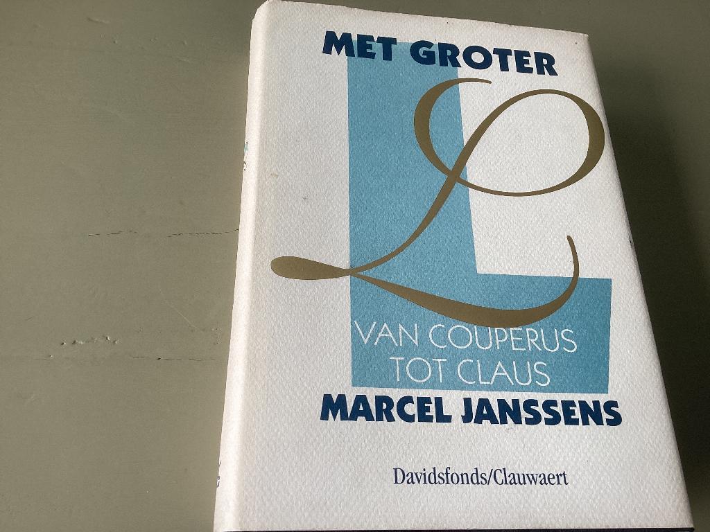 Met groter L van Couperus tot Claus. Marcel Janssens, Ophalen of Verzenden, Gelezen, België