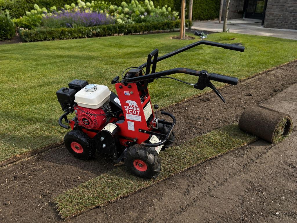 Graszodensnijder TE HUUR / HUREN, Jardin & Terrasse, Tondeuses à gazon, Comme neuf, Enlèvement