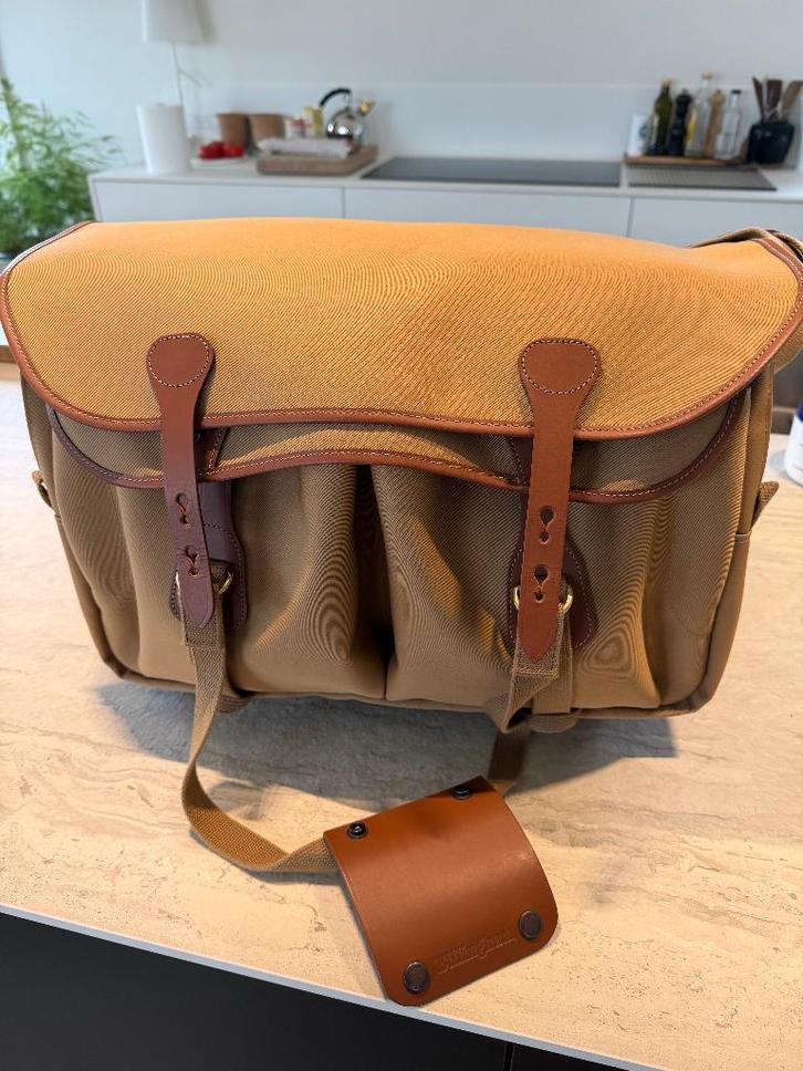 Cameratas Bilingham 555 MKII in absolute nieuwstaat, TV, Hi-fi & Vidéo, Photo | Sacs pour appareil, Comme neuf, Sac à bandoulière