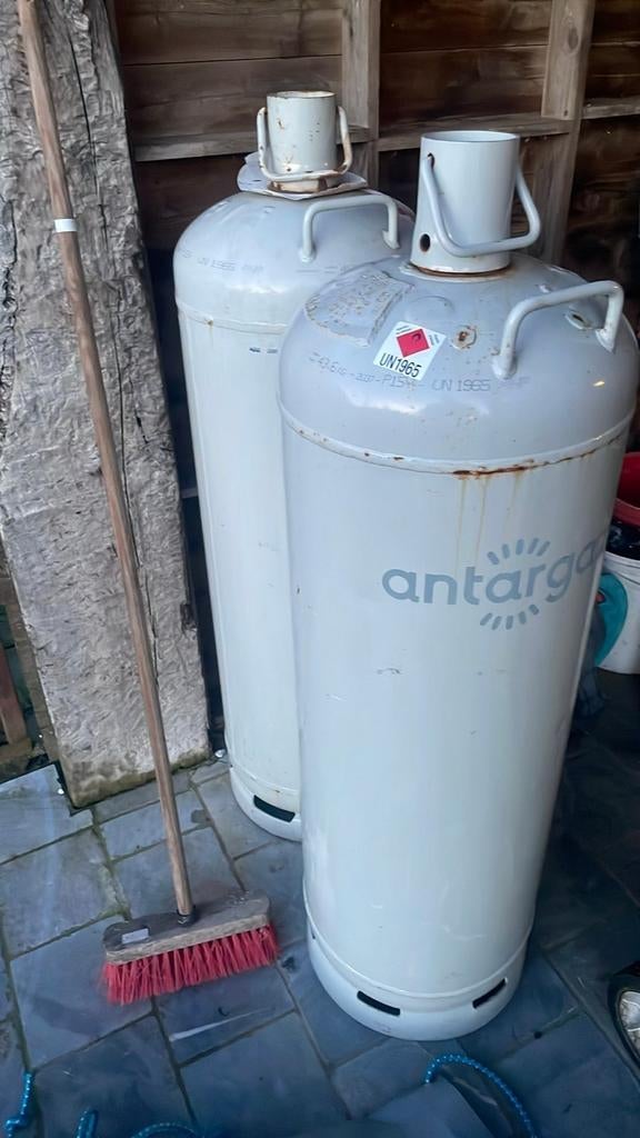 2 grote gasflessen te koop ( leeg !  ), Ophalen