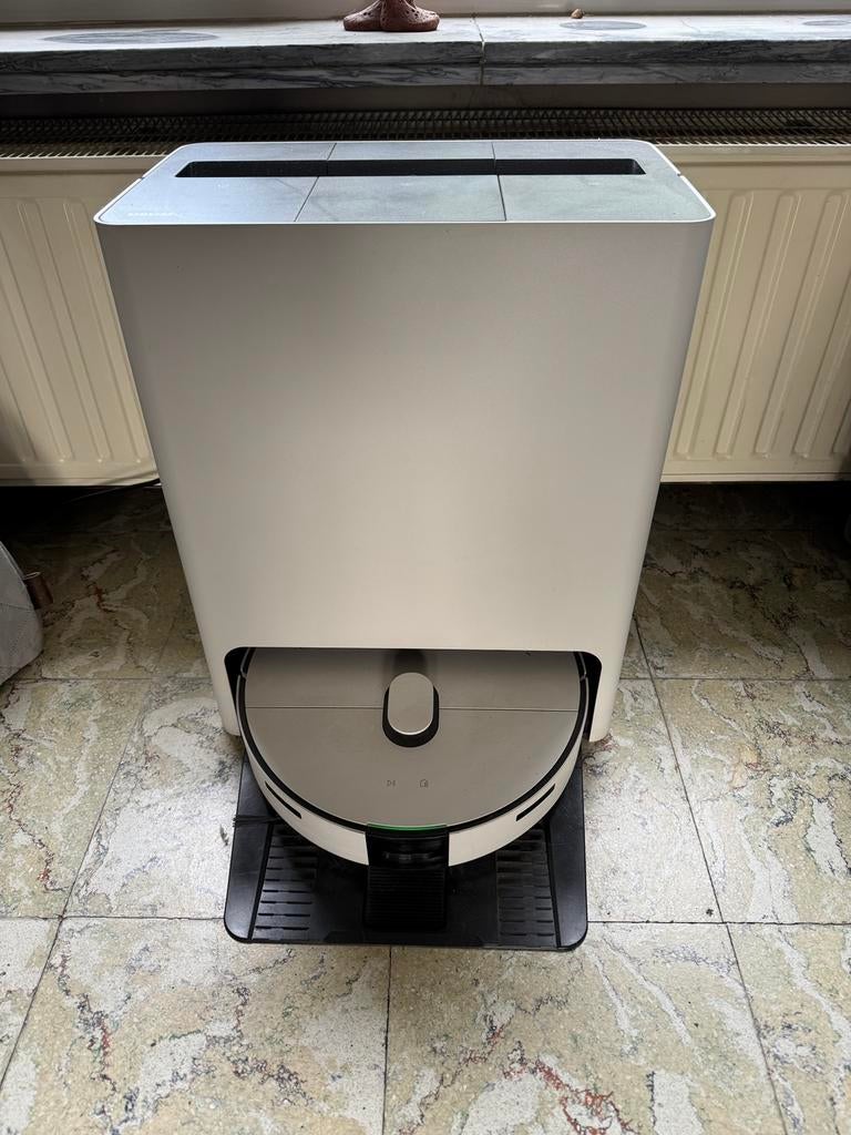 Robot stozuiger met dweilfunctie, Elektronische apparatuur, Stofzuigers, Ophalen, Gebruikt, Reservoir, Robotstofzuiger