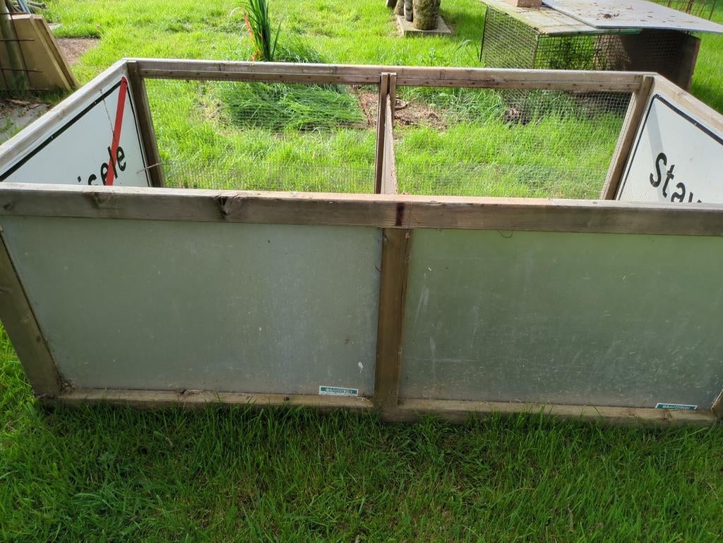 Hokje voor kleine dieren, Ophalen