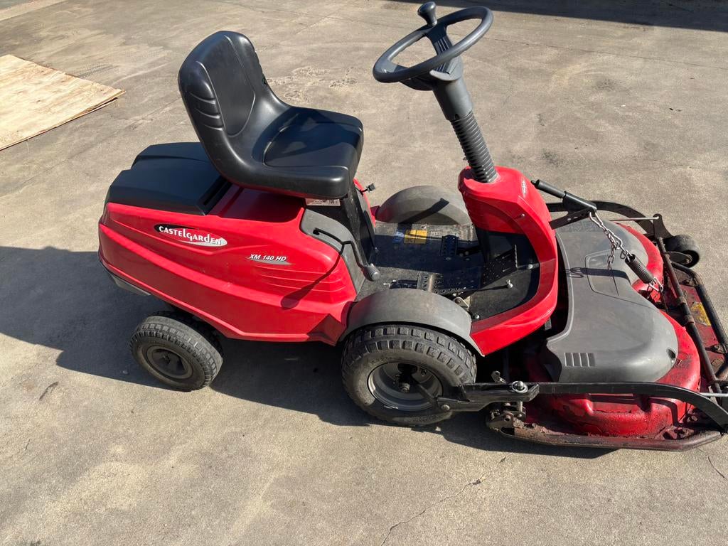 Castel garden zitmaaier, Tuin en Terras, Grasmaaiers, Ophalen of Verzenden, Zo goed als nieuw