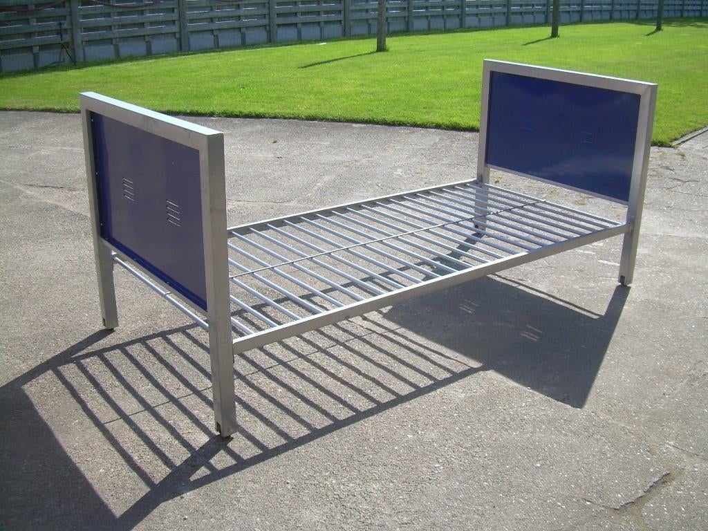 eenpersoonsbed 210x100, 100 cm, 210 cm, Enlèvement, Métal