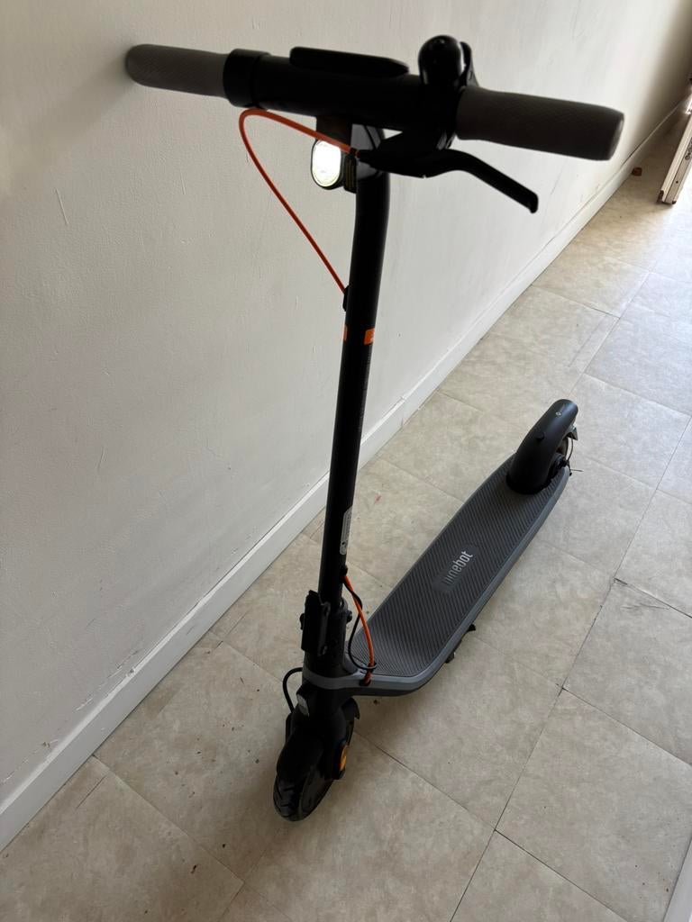 Trotinette électrique segway E2plus, Vélos & Vélomoteurs, Trottinettes, Enlèvement, Comme neuf