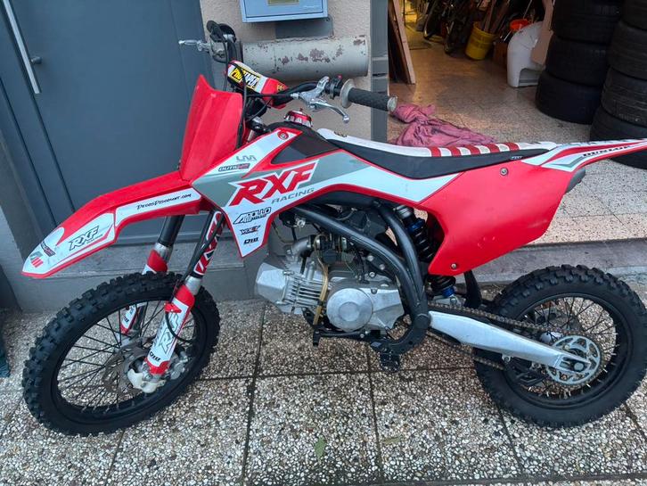 212 daytona chassis rxf, Vélos & Vélomoteurs, Mini Bikes, Midi Bikes & Pit Bikes, Utilisé, Pit Bike, Enlèvement