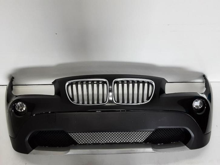 BUMPER VOOR BMW X1 (E84) (01-2009/06-2015), Auto-onderdelen, Carrosserie, Bumper, BMW, Voor, Gebruikt