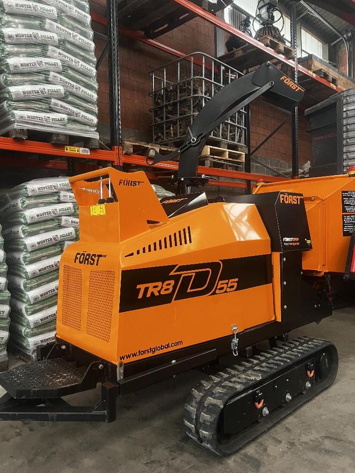 Broyeur Först TR8D - 55 CV - 77 heures de fonctionnement, Jardin & Terrasse, Déchiqueteurs, Comme neuf, Essence, Enlèvement