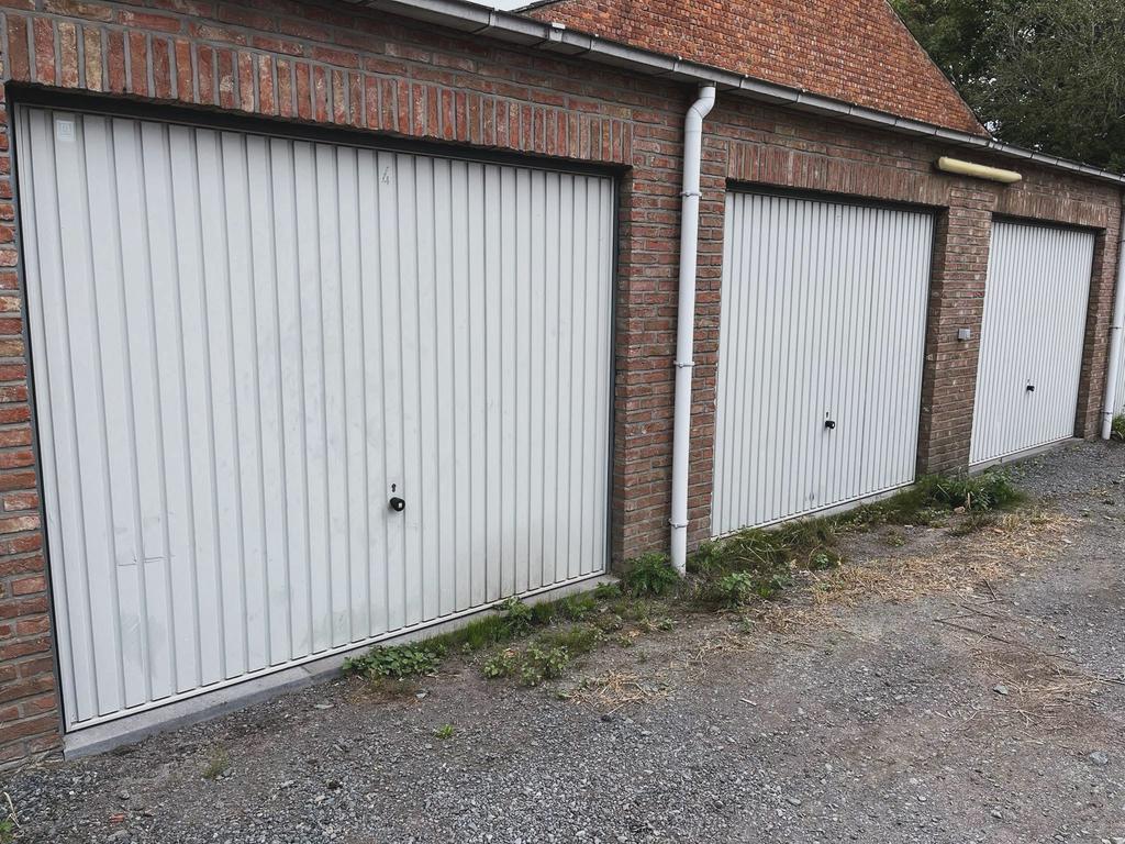 Box de garage à louer
