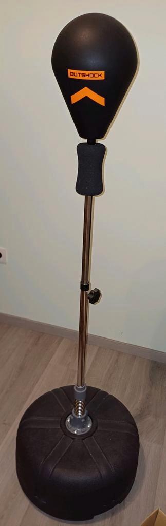 Sport & boksen: boksbal [outshock] + staander in nieuwstaat, Sport en Fitness, Boksen, Boksbal, Ophalen