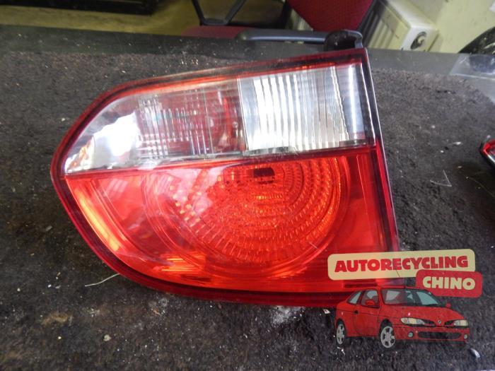 Achterlicht links van een Volkswagen Golf, Gebruikt, -, Volkswagen, -