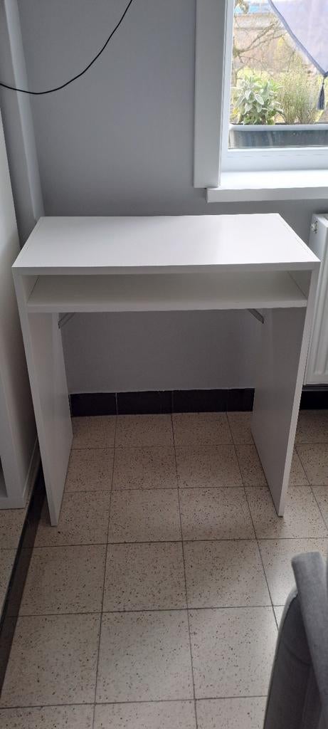 Bureau, blanc, 65x40 cm état neuf a saisir ️↙️, Maison & Meubles, Bureaux, Neuf, Bureau d'ordinateur, Moderne, Bois, Blanc, Espace de rangement
