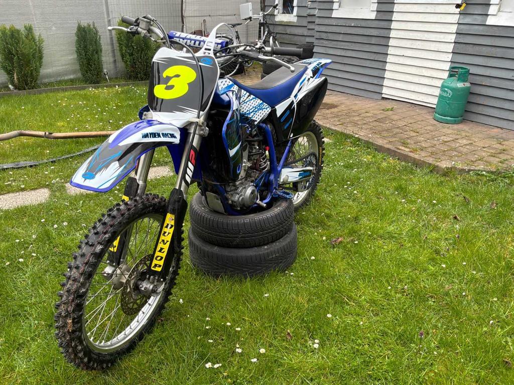 Yamaha YZ 450 F MOTO CROSS, Motos, Motos | Yamaha, Entreprise, Autre
