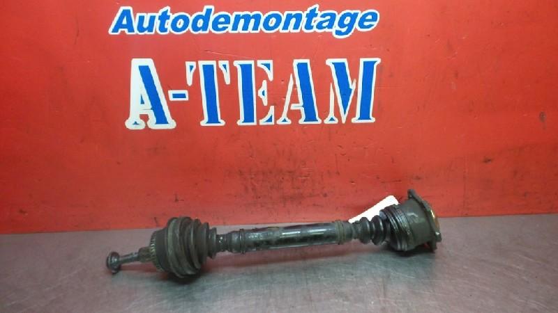 AANDRIJFAS LINKS VOOR A6 Avant Quattro (C5) (4B0407271F), Gebruikt, Audi