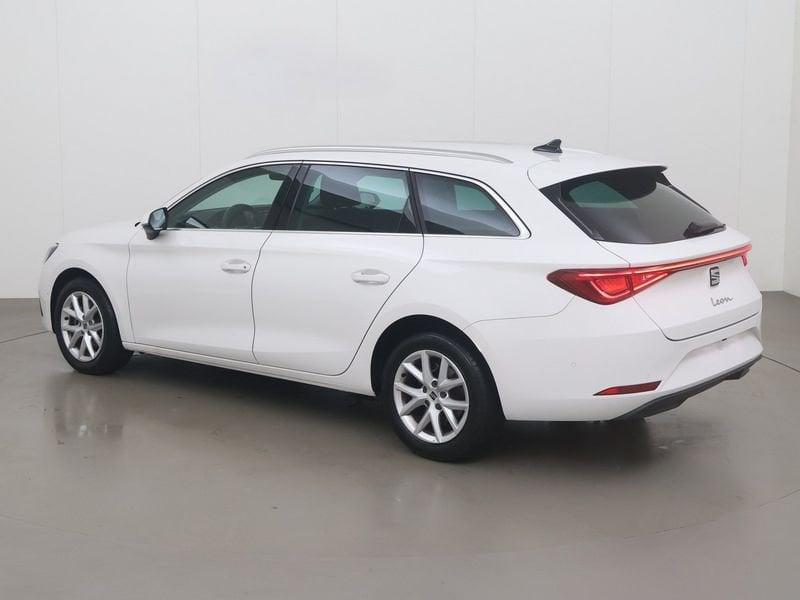 SEAT Leon ST 1.5 etsi move! 115 AT, Auto's, Seat, Automaat, 4 cilinders, Wit, Bedrijf