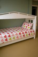 Lit cabane en bois massif - 300€, Enfants & Bébés, Chambre d'enfant | Lits, Sommier à lattes, Enlèvement, 180 cm ou plus, 85 à 100 cm