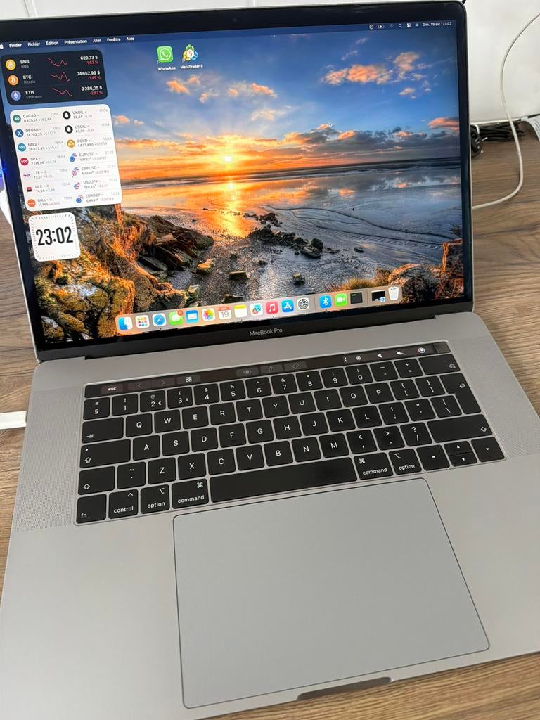 Macbook pro 15 inch 16gb ram, MacBook Pro, Comme neuf, Enlèvement, 15 pouces