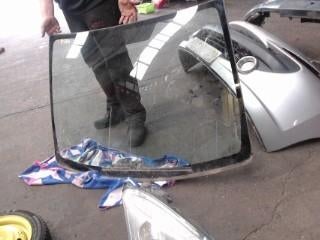 Pare brise Nissan Pixo 1.0i 50kw 2009-2013 LP/15387, Autos : Pièces & Accessoires, Enlèvement, Utilisé, Nissan