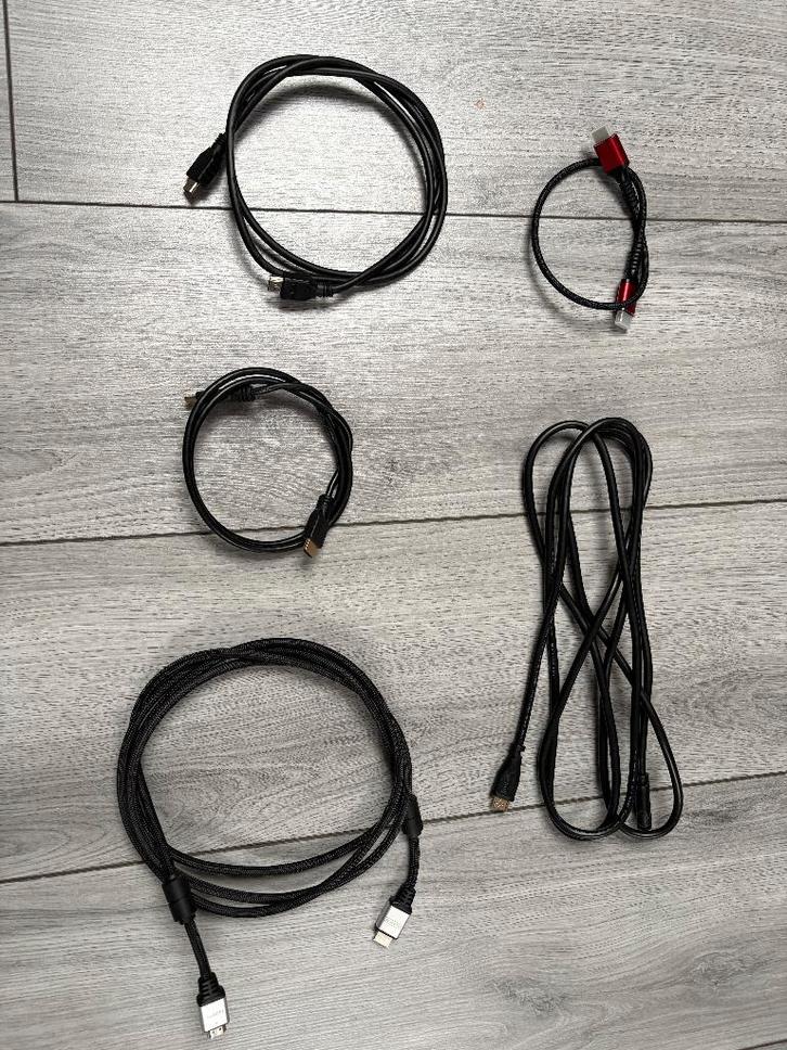 HDMI kabel, Audio, Tv en Foto, Audiokabels en Televisiekabels, Zo goed als nieuw, HDMI-kabel, Ophalen of Verzenden