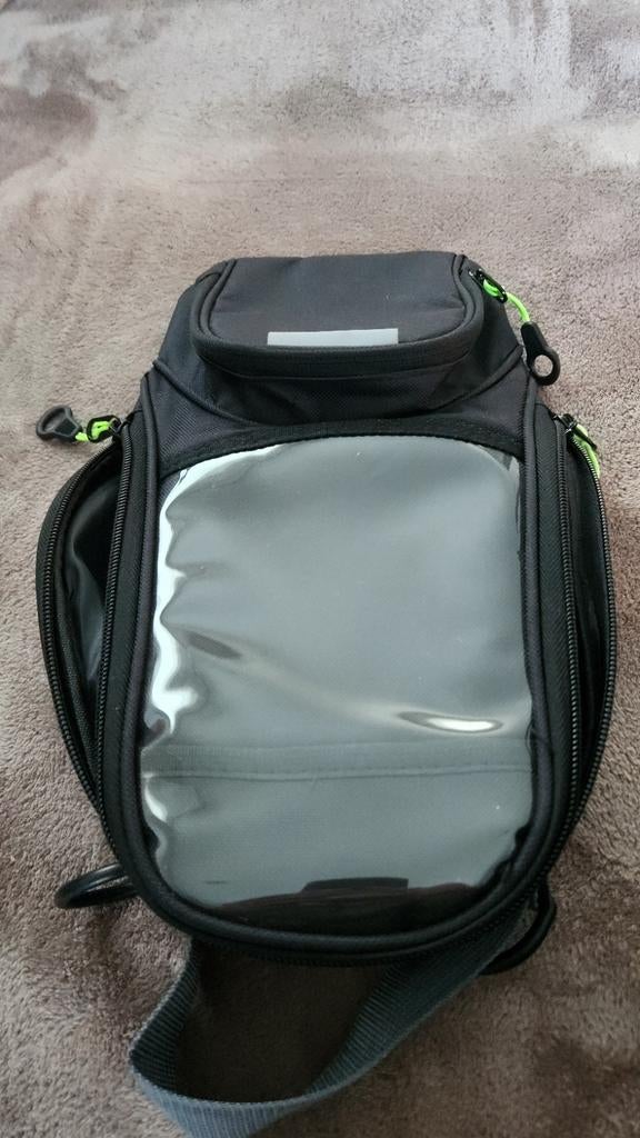 Sacoche de réservoir, magnétique + support pour téléphone po, Motos, Accessoires | Valises & Sacs, Comme neuf, Enlèvement