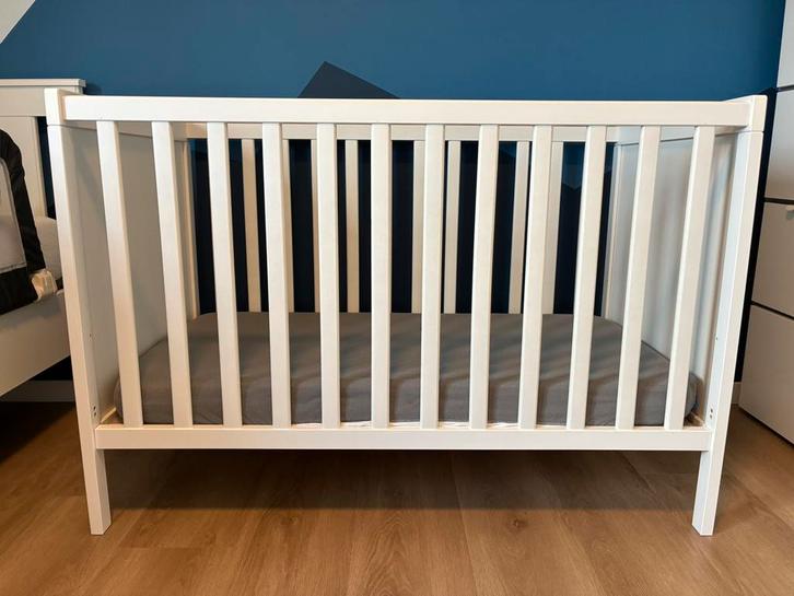 Ikea kinderbedje en matras aerosleep, Enfants & Bébés, Berceaux & Lits, Comme neuf, Enlèvement