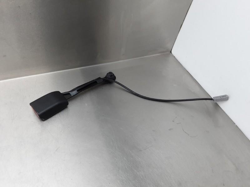 GORDELSLOT RECHTS VOOR Mazda CX-5 (KE,GH) (01-2011/10-2017), Auto-onderdelen, Interieur en Bekleding, Gebruikt, Mazda