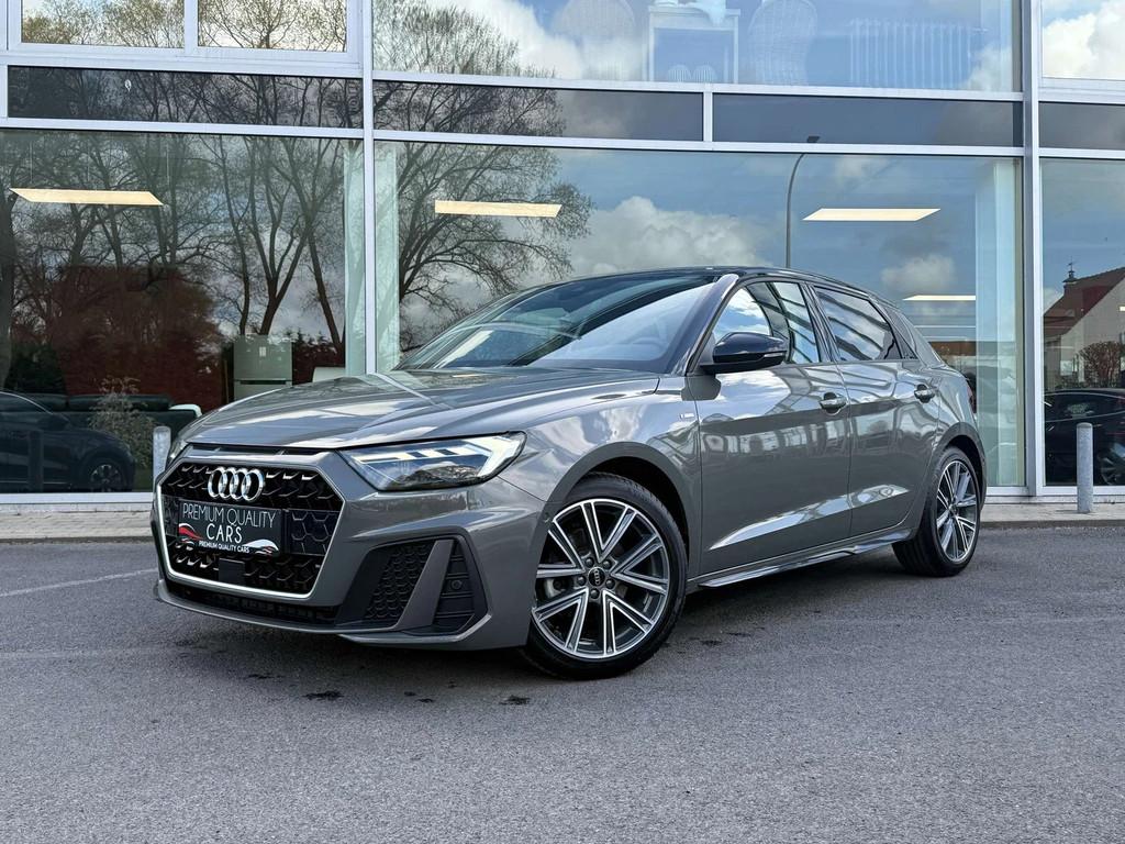 Audi A1 S line / CARPLAY / CAMERA / AUTOMAAT / AIRCO /, Auto's, Automaat, Stof, 4 cilinders, 1245 kg