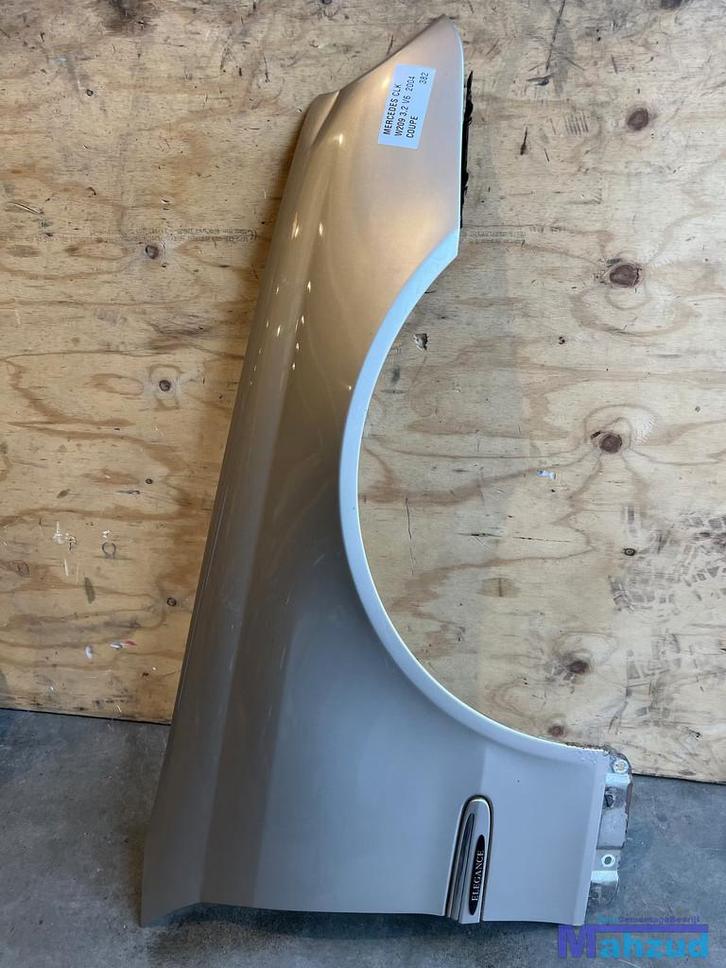 MERCEDES CLK W209 Beige C693 rechts voorscherm 2002-2010, Auto-onderdelen, Carrosserie, Mercedes-Benz, Voor, Rechts, Gebruikt