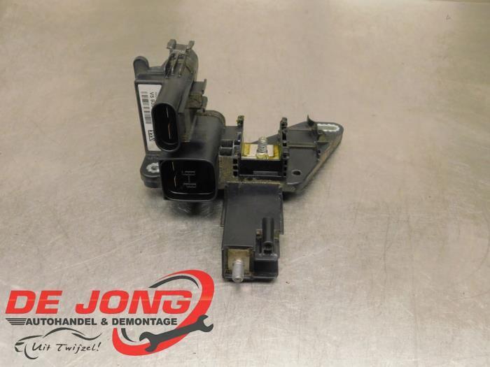 Stroomverdeler van een BMW 2-Serie, Auto-onderdelen, Motor en Toebehoren, BMW, Gebruikt, 3 maanden garantie, Ophalen of Verzenden