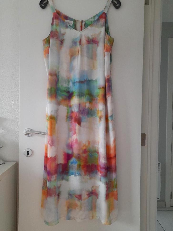 robe longue - multicolore - Accent, Vêtements | Femmes, Robes, Comme neuf, Taille 42/44 (L), Autres couleurs, Sous le genou, Enlèvement ou Envoi