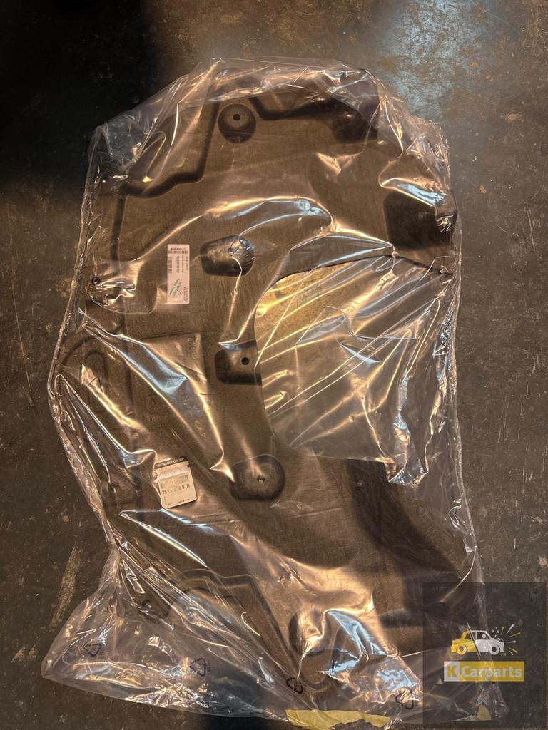 Renault Austral Beschermplaat bodem plaat Nieuw, Renault Group, Gebruikt, Contact.group@renault.com, Renault