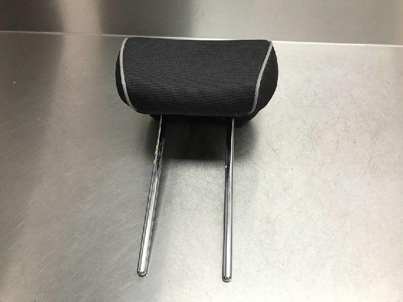 HOOFDSTEUN Kia Venga (01-2010/03-2019), Gebruikt, Kia