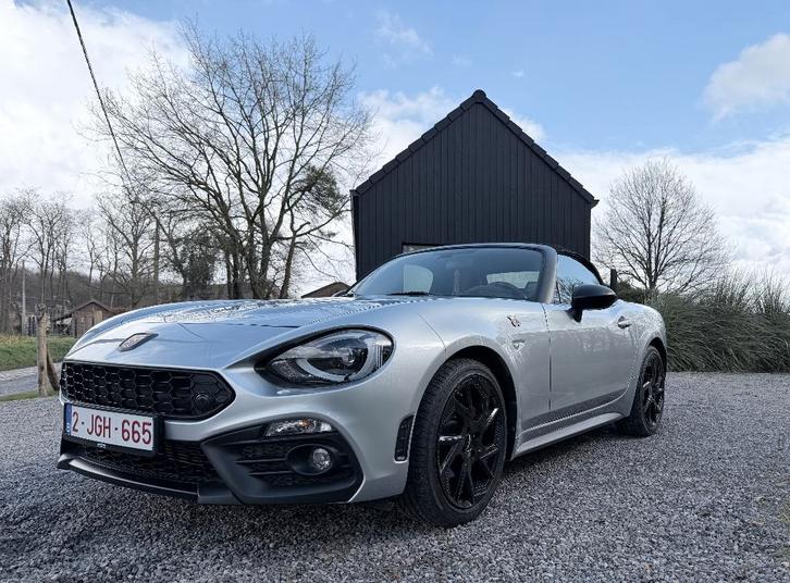 UNIQUE : Abarth 124 Spider — 17 000 km — Parfait état, Autos, Fiat, Particulier, 124 Spider, ABS, Phares directionnels, Airbags