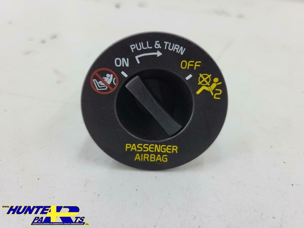 Airbag aan/uit schakelaar Volvo V90/S90('16-'22) 31376465, Gebruikt, Ophalen of Verzenden, Volvo, Volvo
