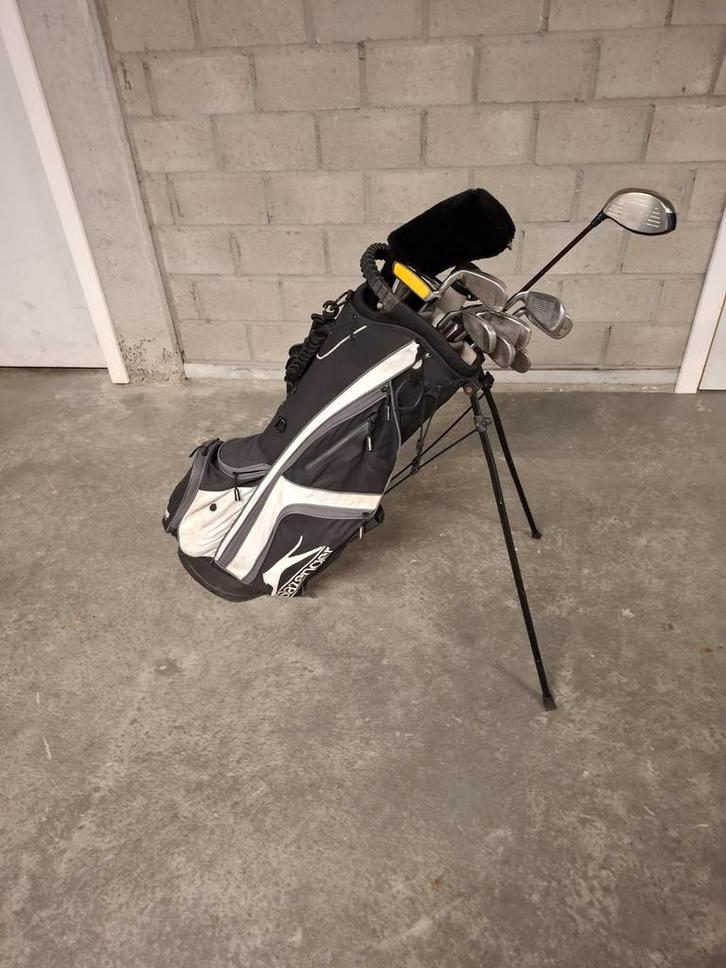 Si notre équipement de golf est disponible à la vente par St, Sports & Fitness, Golf, Ping, Enlèvement