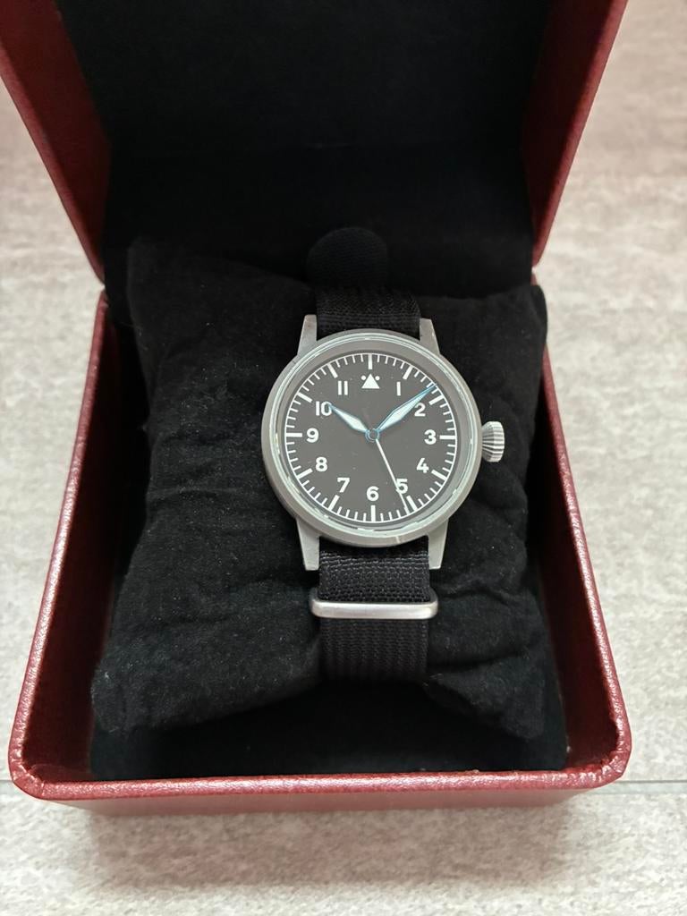 Montre de pilote Militado 38 mm, Enlèvement ou Envoi, Comme neuf