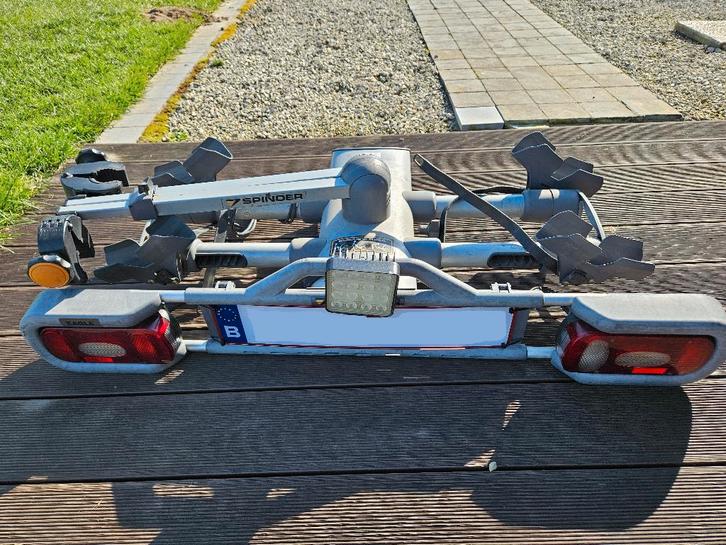 Porte-vélos électrique robuste et stable, Autos : Divers, Porte-vélos, Utilisé, Support d'attelage, 2 vélos, Vélo électrique, Enlèvement