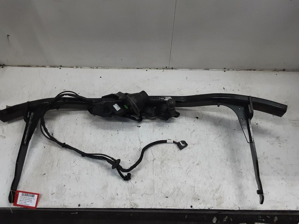 ATTELAGE REMORQUE Volkswagen Tiguan (5N1 / 2) (5NA803881), Autos : Pièces & Accessoires, Volkswagen, Mevr. I. Hauben, Utilisé