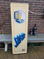 Émail safir, Collections, Enlèvement