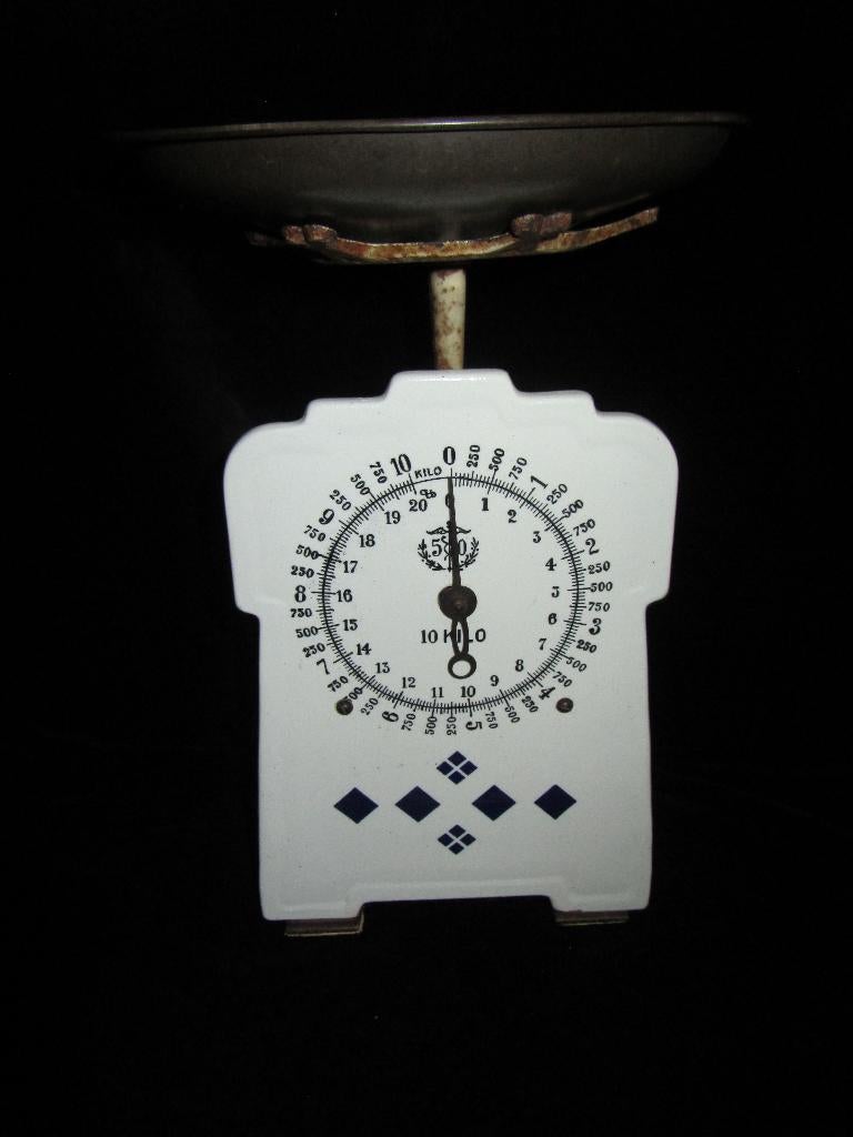 Originele oude huishoudweegschaal van keramiek en gietijzer!, Ophalen