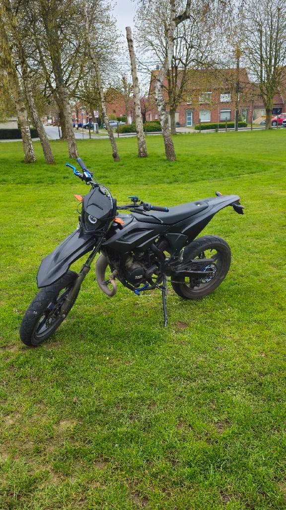 Beta rr50 met yasuni uitlaat en angel eye, Vélos & Vélomoteurs, Cyclomoteurs | Cyclomoteurs de cross, Comme neuf, Autres marques