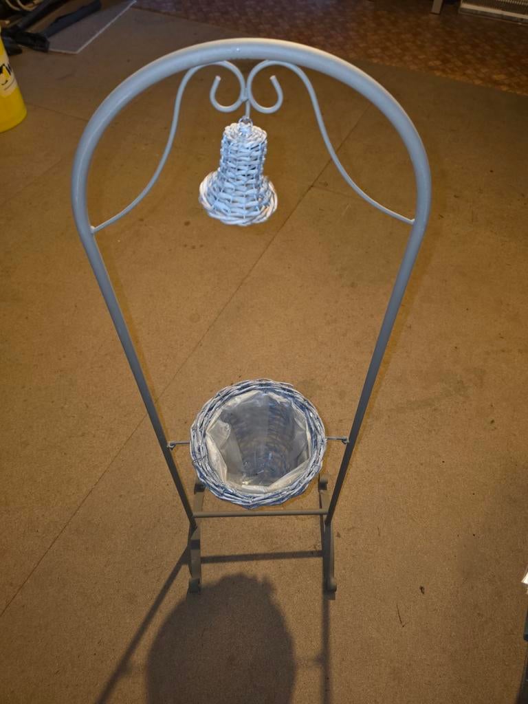 Plantenhouders 2st., Huis en Inrichting, Woonaccessoires | Etagères, Ophalen