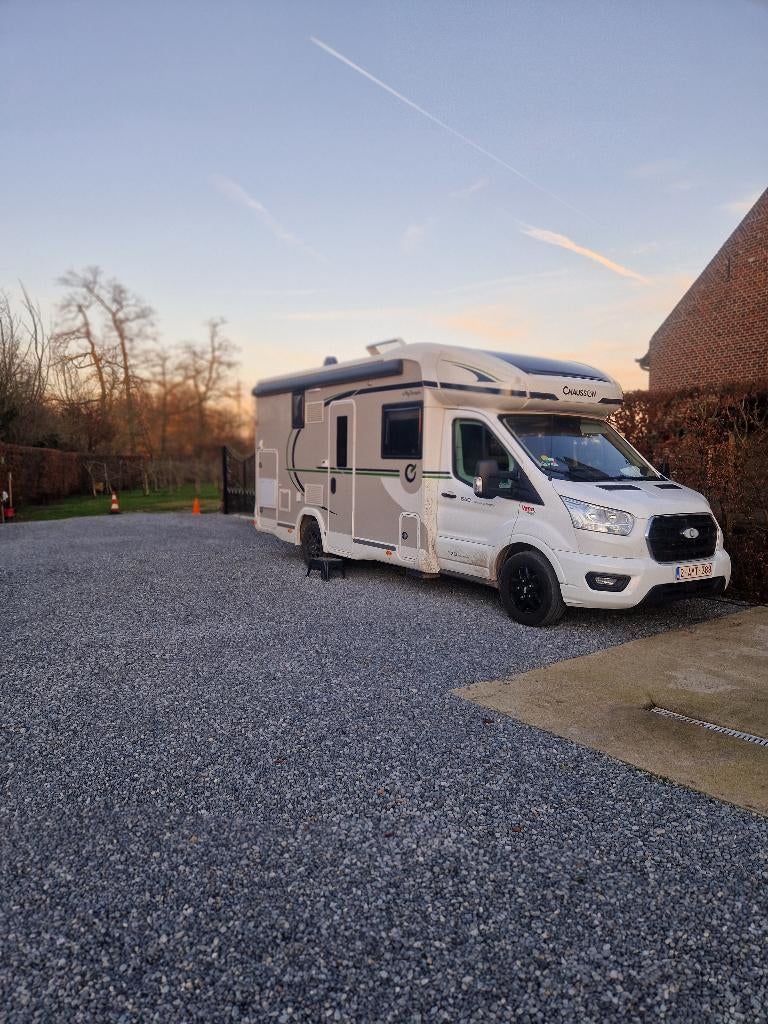 Ford chausson 640 + tal van opties, Siège standard, Ford, 5 à 6 mètres, Diesel