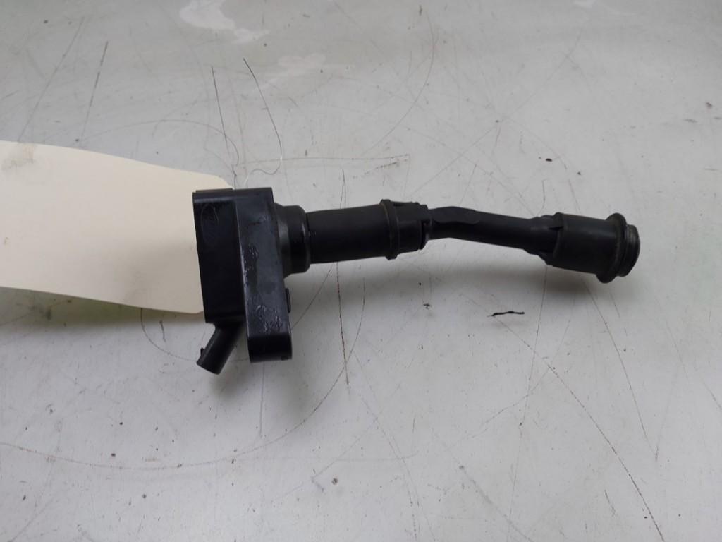 BOBINE D'ALLUMAGE CRAYON Ford Focus 3 (|DS7G12A366BB|), Henry-Ford-Straße  1
50735  Köln, DE, Ford-Werke GmbH, Kunden@ford.com