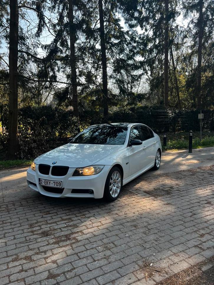 BMW 3 serie 320si E90 manueel wit 2006, Auto's, BMW, Particulier, 3 Reeks, ABS, Airbags, Airconditioning, Alarm, Centrale vergrendeling