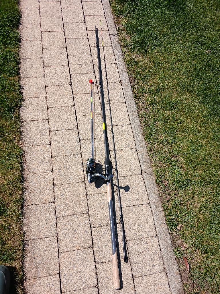 feeder hengeltje 3 meter met 3 toppen en molentje, Sports nautiques & Bateaux, Pêche à la ligne | Poissons blancs, Enlèvement